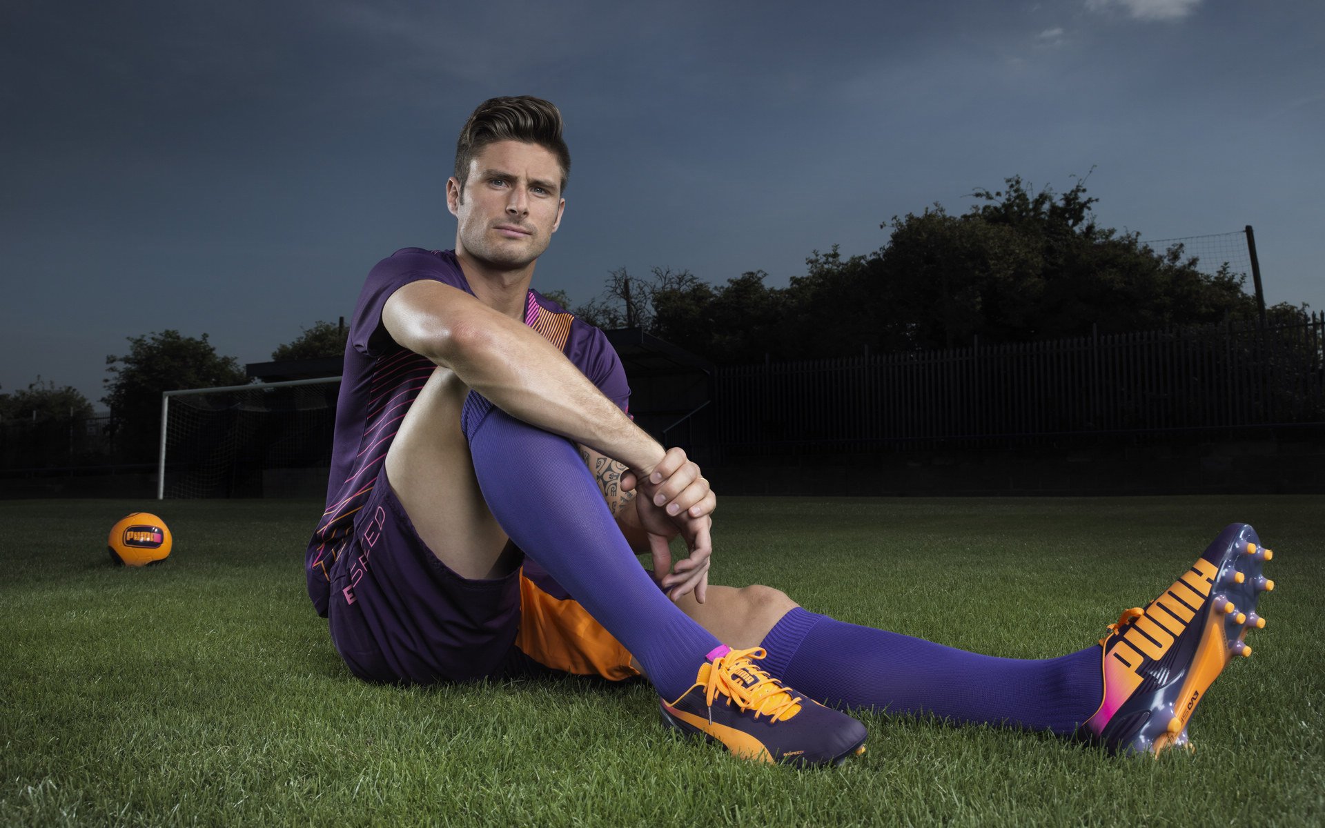 球员的欧冠梦想:从青年到巨星的蜕变史,欧冠足球运动员